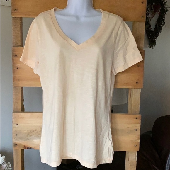 Old Navy Relaxed Fit Short Sleeve - Picture 1 of 3